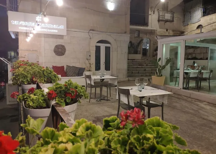 Апартаменты Taverna Garibaldi Casa Lucia *